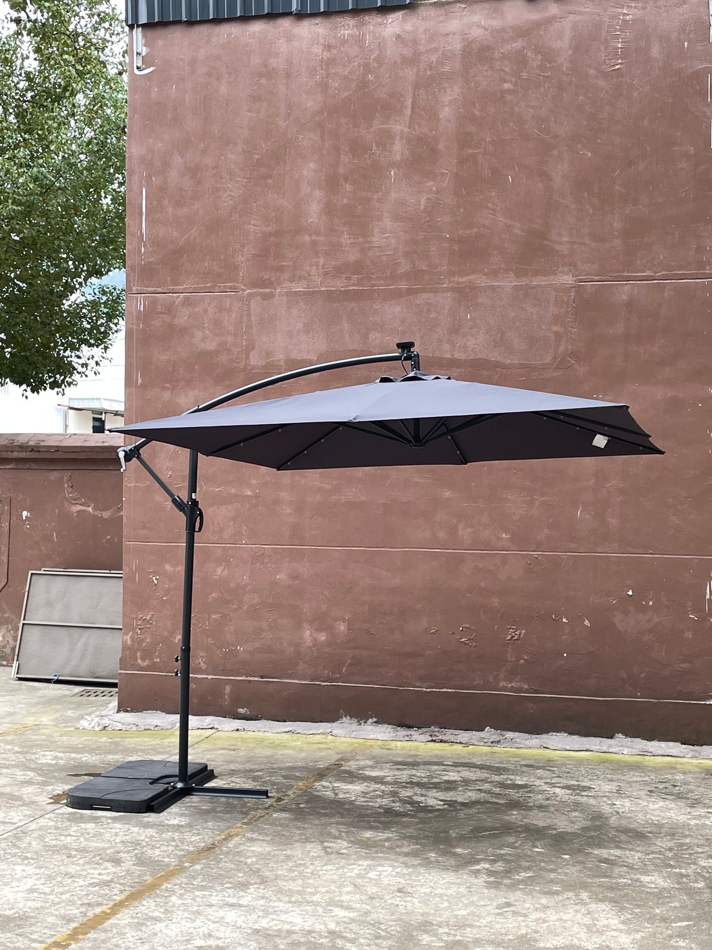 Square 2.5X2.5M Outdoor Patio Umbrella Solar Powered LED Lighted Sun Shade Market Waterproof 8 Ribs Umbrella with Crank and Cross Base for Garden Deck Backyard Pool Shade Outside Deck Swimming Pool